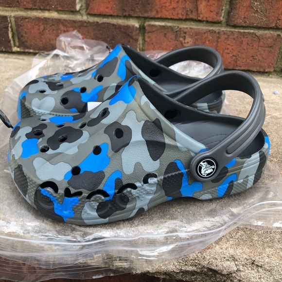 New Crocs Boys Kids’ Baya Clog Blue/Grey Camo - Picture 3 of 11